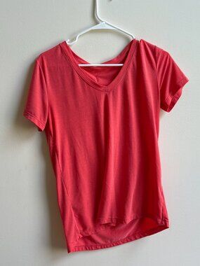 Women's Zella Shirt- Size Small (Red)